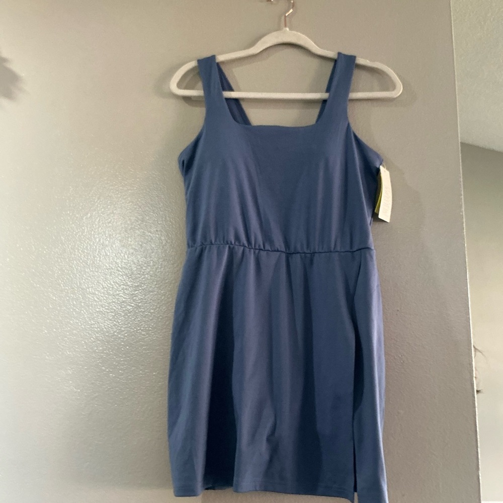 Women’s Active Dress.     Blue.  M - Picture 4 of 13